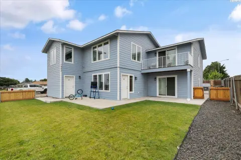 Extensively Renovated Duplex