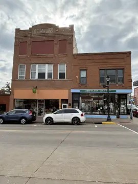 Mixed-Use Retail and Apartments Building