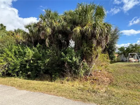 Residential Homesite in North Port