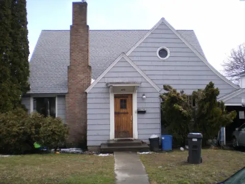 Duplex with Fireplace
