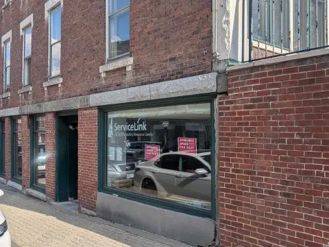 Professional Office Suite For Lease