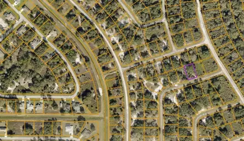 Residential Land in North Port