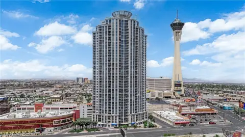 Las Vegas High-Rise Residence