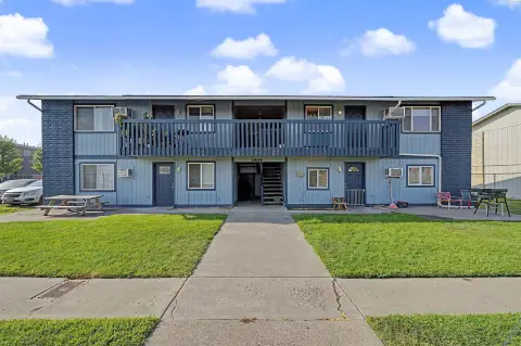 Quadplex with Detached Pole Building
