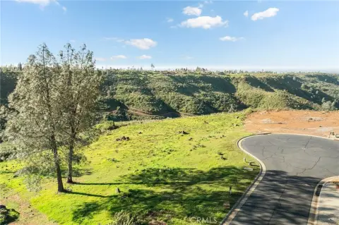 Paradise Land with Canyon Views