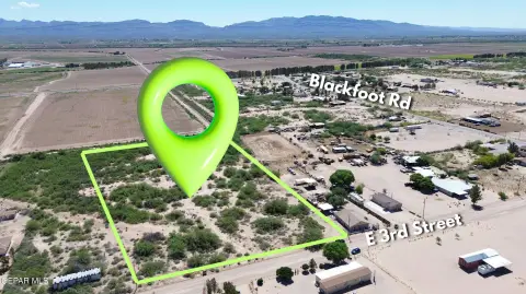 5 Acres in Fort Hancock