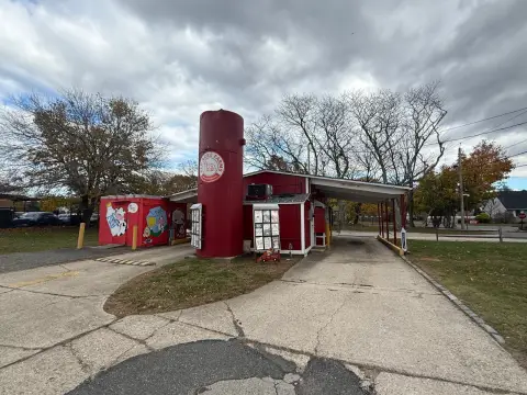 Drive-Thru Ready Commercial Space
