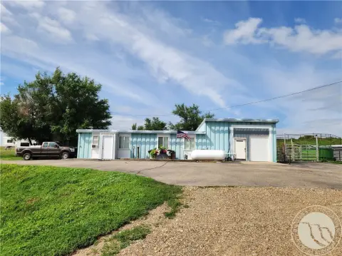 Mixed-Animal Veterinary Center