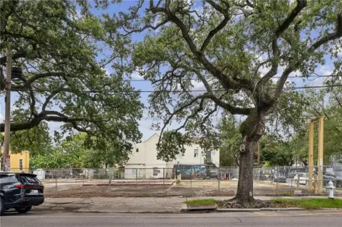 Commercial Corner Land