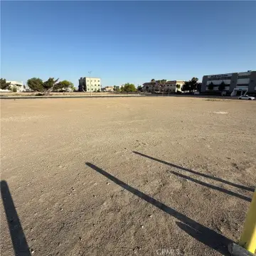 Prime Commercial Land in Victorville