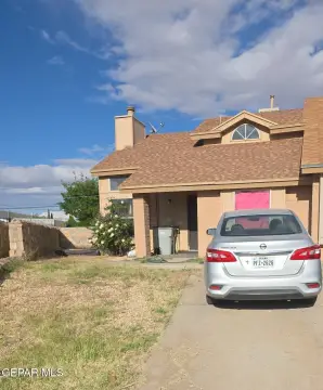 El Paso Duplex on Oversized Lot