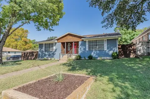 Dallas Duplex with Rental Income