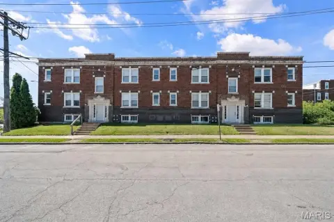Fully Updated 8-Unit Apartment Building
