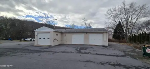 Duboistown Commercial Property with Carwash