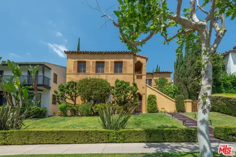 Charming Spanish Duplex in Carthay