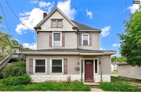Duplex With Detached Garage
