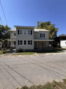 Updated Four-Unit Apartment Building