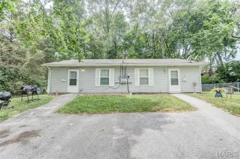Two-Unit Duplex with Two Bedrooms