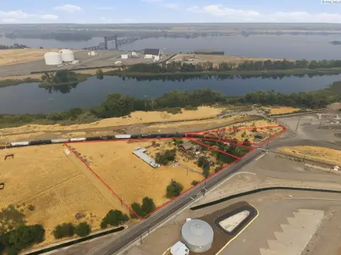 Light Industrial Land With Laydown Yard