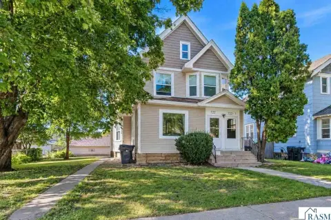 Renovated Up-and-Down Duplex