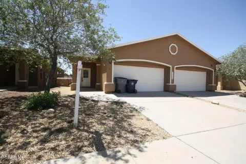 Spacious Duplex in El Paso