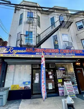 Turn-Key Mixed-Use Investment Property