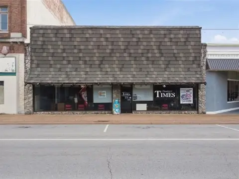 Flex Building with Office and Storage