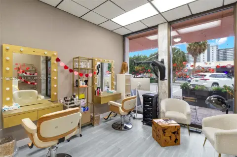 Turn-Key Salon in Fort Lauderdale