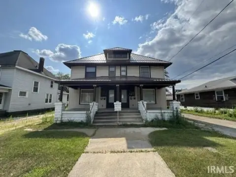 4-Unit Quadplex with Metal Roof