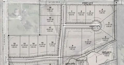 Residential Land in Cedar Falls