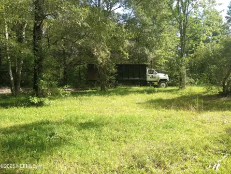 Residential Land in Jacksonville, FL