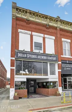 Historic Neosho Square Mixed-Use Property