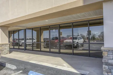 Webb City Commercial Unit