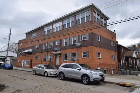 Updated 8-Unit Apartment Building