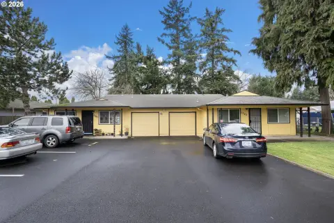 Updated Duplex in Central Location