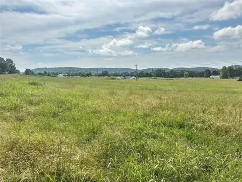 Tahlequah Pastureland Near Illinois River
