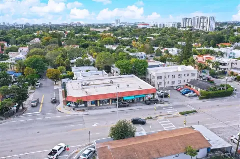 Miami Retail Strip Center Investment