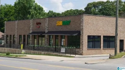 Retail Plaza in Entertainment District