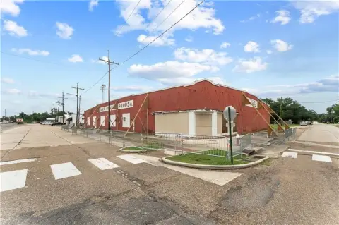 Commercial Corner Parcel