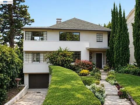 Triplex with Converted Basement