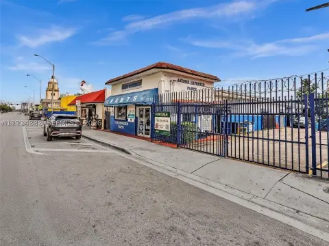 Automotive Service Building