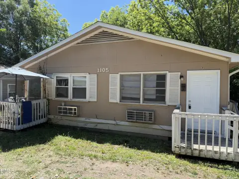 Duplex With New Roof