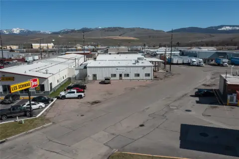 Industrial Flex Space with Fenced Yard