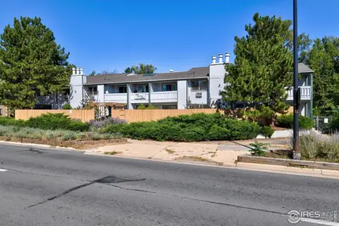 Updated Multifamily Near Pearl Street