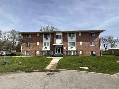 12-Unit Apartment Complex