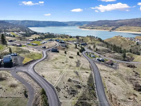 Waterfront Lake Roosevelt Land