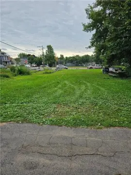 Commercial Corner Lot in Saint Paul