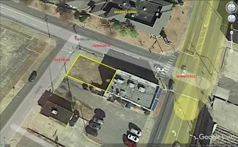 Small Corner Commercial Lot