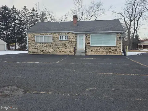 Freestanding Office Property