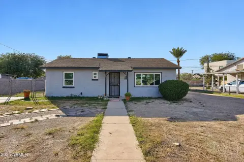 Duplex With Attached Apartment